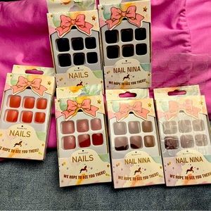 Nina Nail - solid color press on x 6 sets